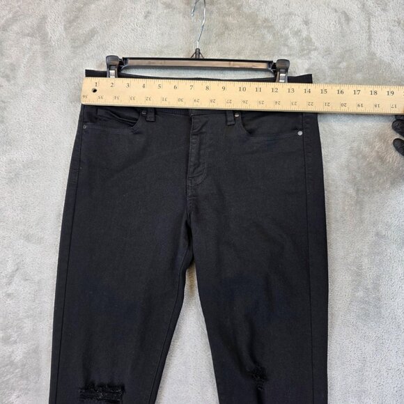Uniqlo Jeans Womens Size 26 Black Skinny Ankle Raw Hem Distressed Denim Pants - Picture 2 of 11